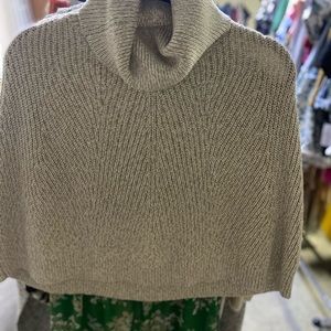 Banana Republic Turtleneck Cape Sz M